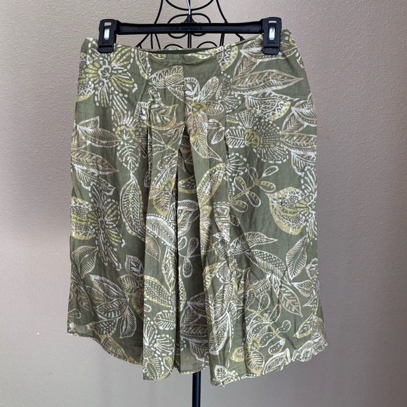 Anthropologie C.C. Outlaw Floral Skirt Size 2 Green - Picture 1 of 6